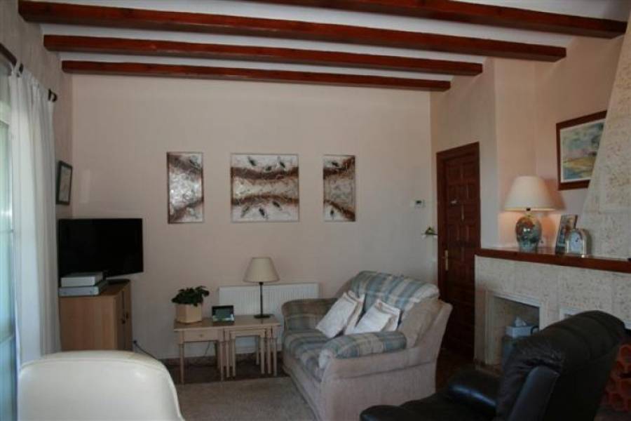 Dénia,Alicante,España,3 Bedrooms Bedrooms,2 BathroomsBathrooms,Chalets,40389
