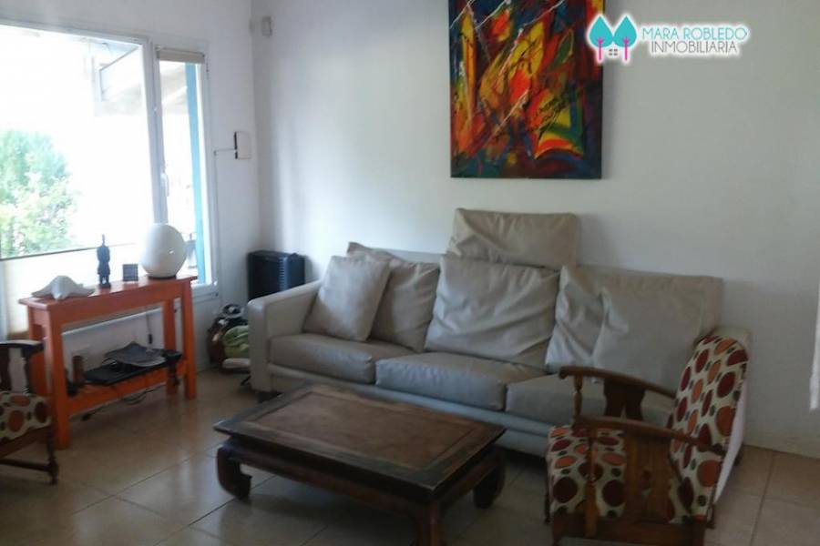 Pinamar,Buenos Aires,Argentina,3 Bedrooms Bedrooms,3 BathroomsBathrooms,Casas,DE LOS TRITONES,4481