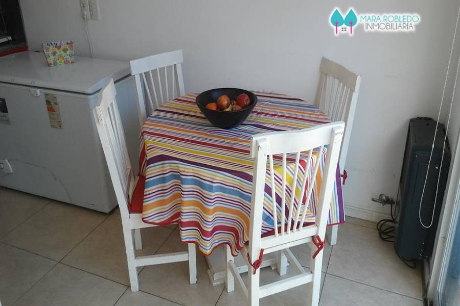 Pinamar,Buenos Aires,Argentina,3 Bedrooms Bedrooms,3 BathroomsBathrooms,Casas,DE LOS TRITONES,4481
