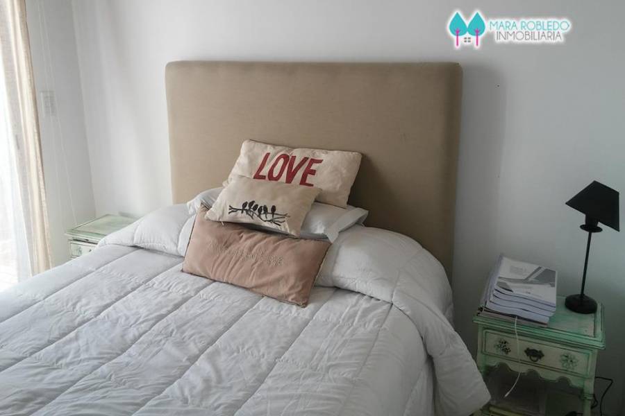 Pinamar,Buenos Aires,Argentina,3 Bedrooms Bedrooms,3 BathroomsBathrooms,Casas,DE LOS TRITONES,4481