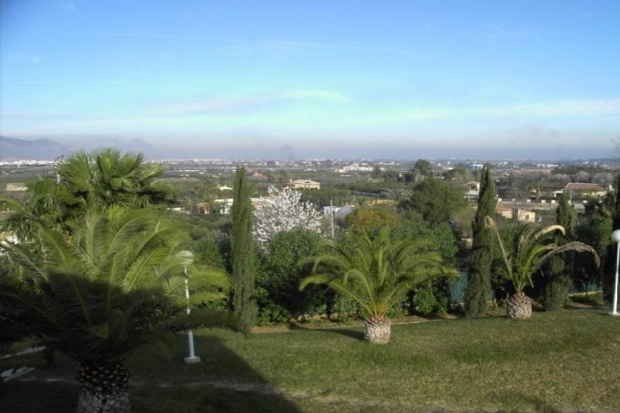 Pedreguer,Alicante,España,3 Bedrooms Bedrooms,3 BathroomsBathrooms,Casas,40404