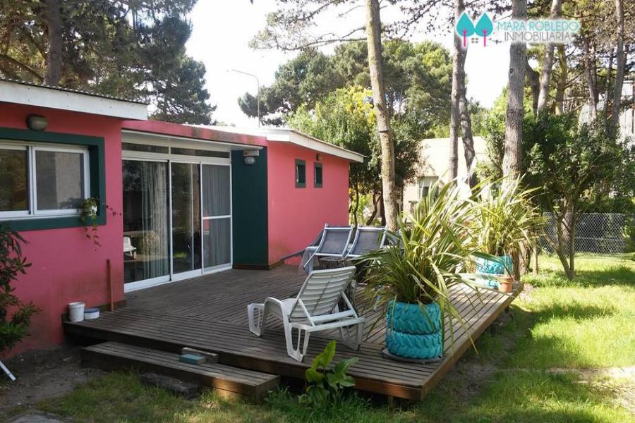 Pinamar,Buenos Aires,Argentina,3 Bedrooms Bedrooms,2 BathroomsBathrooms,Casas,NAYADES,4486