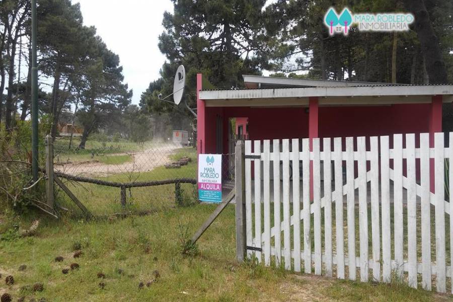 Pinamar,Buenos Aires,Argentina,3 Bedrooms Bedrooms,2 BathroomsBathrooms,Casas,NAYADES,4486