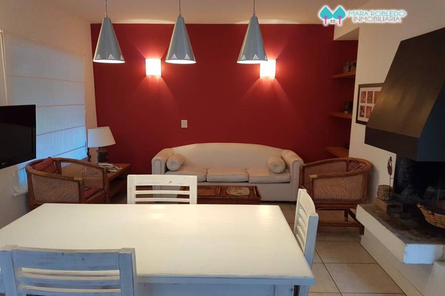 Pinamar,Buenos Aires,Argentina,3 Bedrooms Bedrooms,2 BathroomsBathrooms,Casas,ZORZAL Y ARGOS,4490