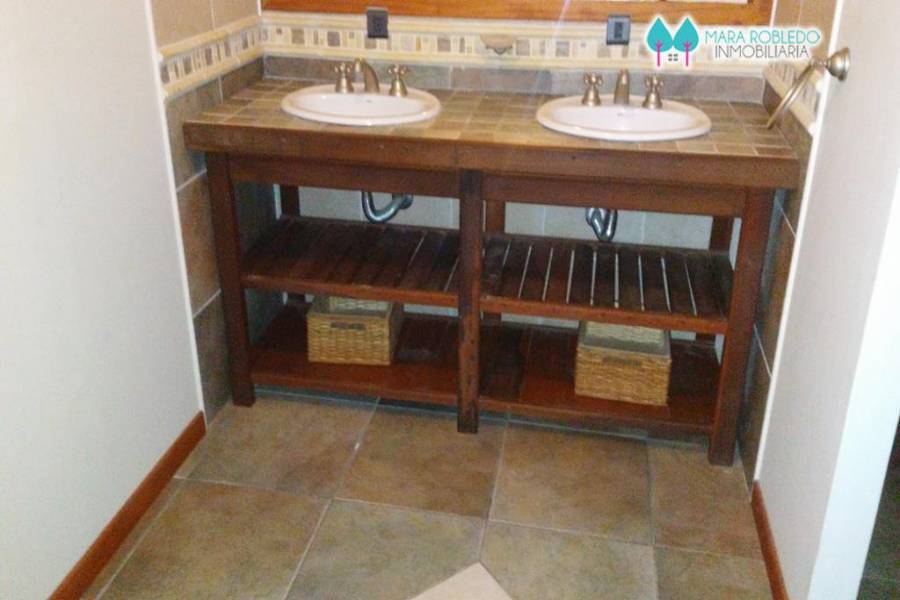 Carilo,Buenos Aires,Argentina,4 Bedrooms Bedrooms,3 BathroomsBathrooms,Casas,CHORLO Y PARAISO,4491