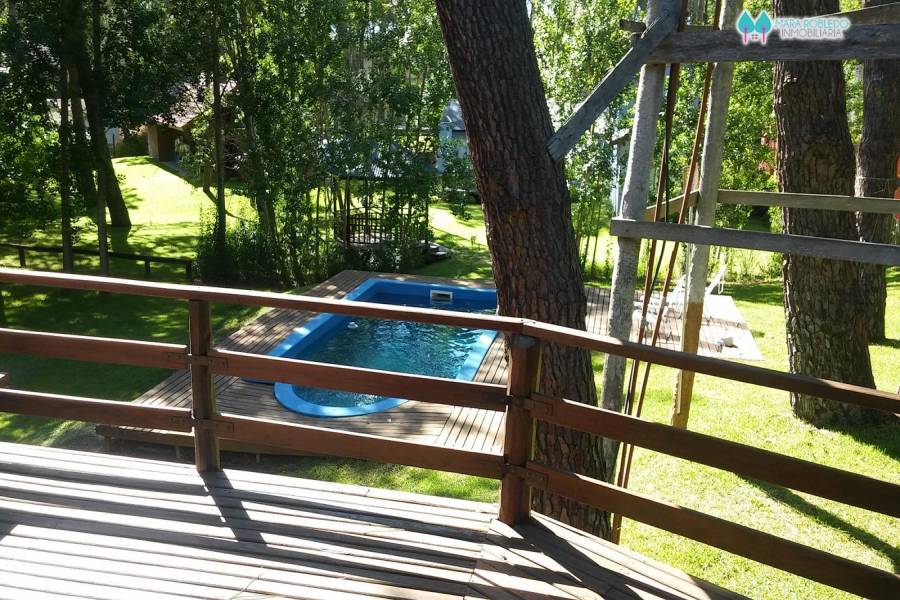 Carilo,Buenos Aires,Argentina,4 Bedrooms Bedrooms,3 BathroomsBathrooms,Casas,CHORLO Y PARAISO,4491