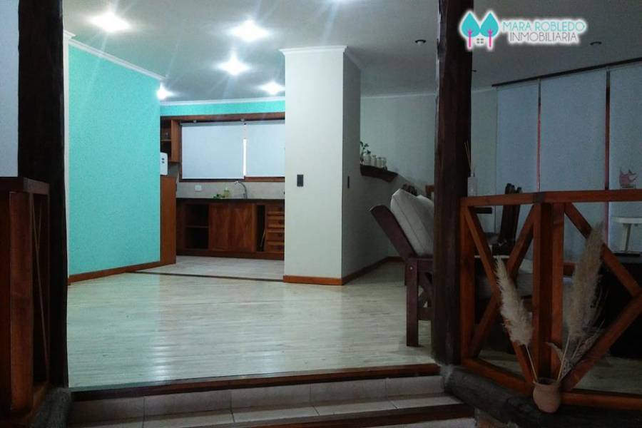 Carilo,Buenos Aires,Argentina,4 Bedrooms Bedrooms,3 BathroomsBathrooms,Casas,CHORLO Y PARAISO,4491