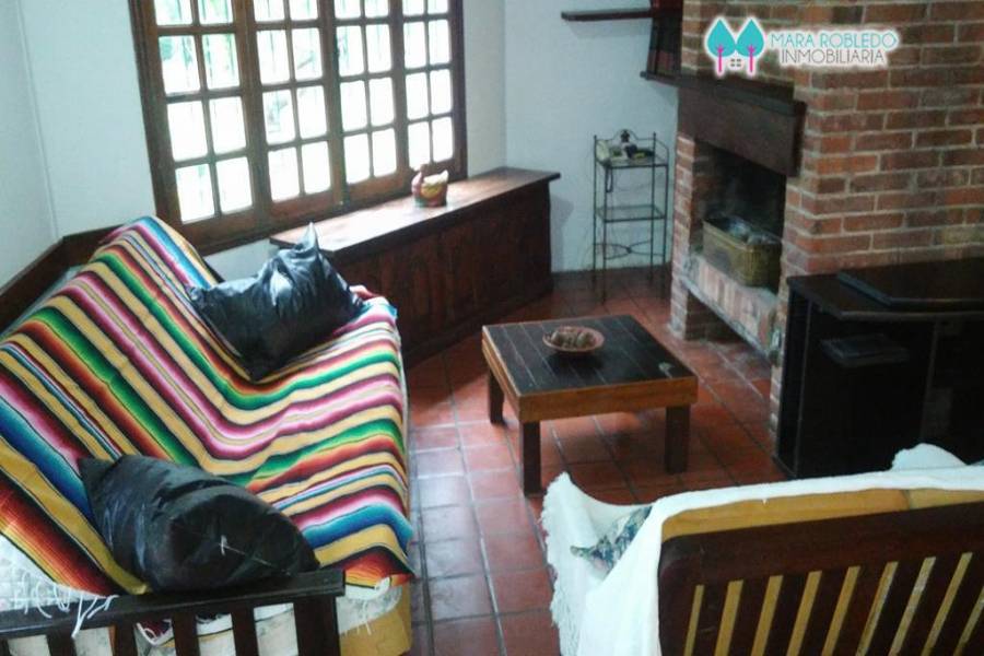 Carilo,Buenos Aires,Argentina,2 Bedrooms Bedrooms,1 BañoBathrooms,Casas,HORNERO,4492