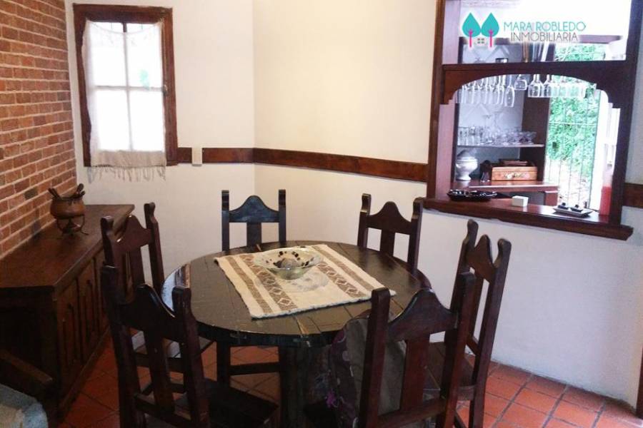 Carilo,Buenos Aires,Argentina,2 Bedrooms Bedrooms,1 BañoBathrooms,Casas,HORNERO,4492