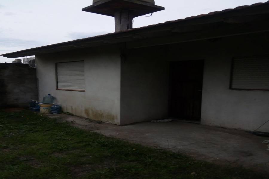 Las Toninas,Buenos Aires,Argentina,2 Bedrooms Bedrooms,1 BañoBathrooms,PH Tipo Casa,20,40509