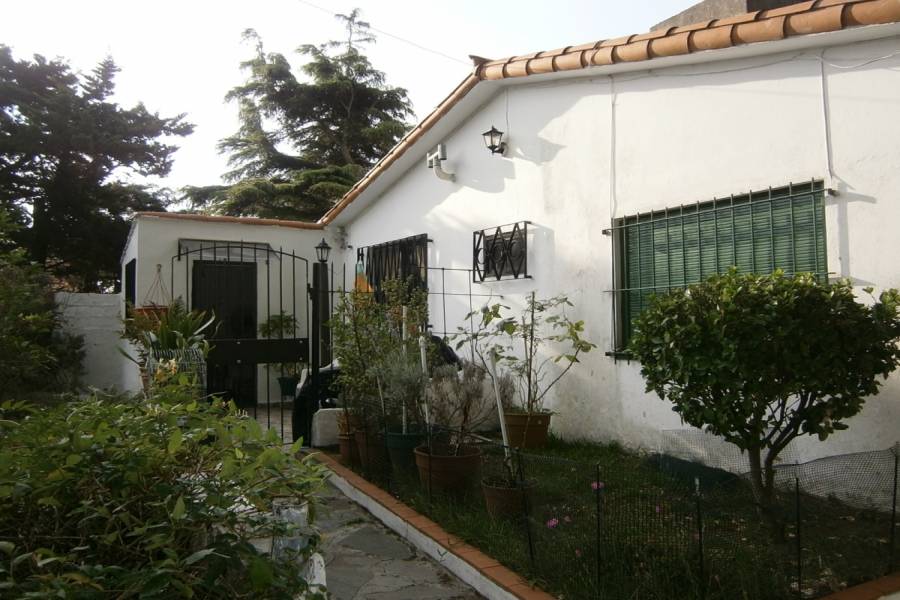 Santa Teresita,Buenos Aires,Argentina,2 Bedrooms Bedrooms,1 BañoBathrooms,PH Tipo Casa,47,40517