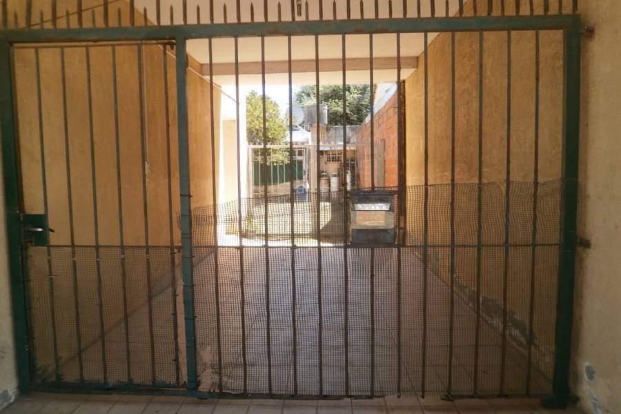 Santa Teresita,Buenos Aires,Argentina,2 Bedrooms Bedrooms,1 BañoBathrooms,PH Tipo Casa,DIAGONAL 21,40523