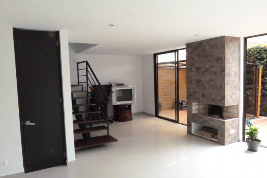IMPERDIBLE! VER INFO...,4 Bedrooms Bedrooms,4 BathroomsBathrooms,Casas,VERDE VISTA,Carrera 3 ,3,40547