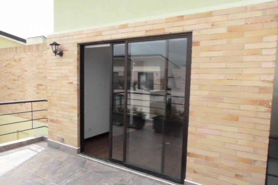 IMPERDIBLE! VER INFO...,4 Bedrooms Bedrooms,4 BathroomsBathrooms,Casas,VERDE VISTA,Carrera 3 ,3,40547