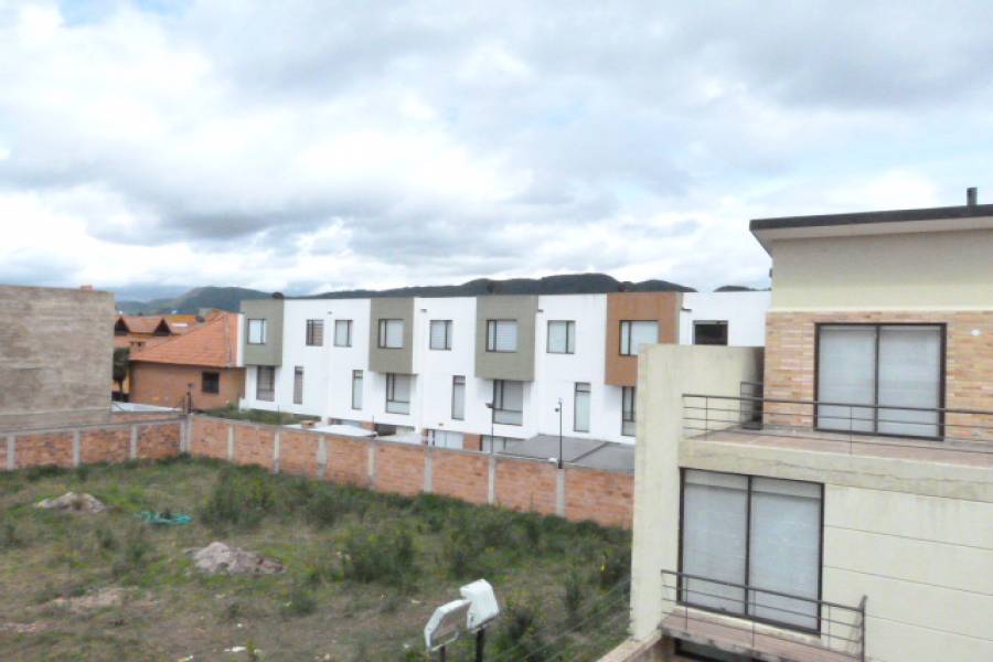 IMPERDIBLE! VER INFO...,4 Bedrooms Bedrooms,4 BathroomsBathrooms,Casas,VERDE VISTA,Carrera 3 ,3,40547
