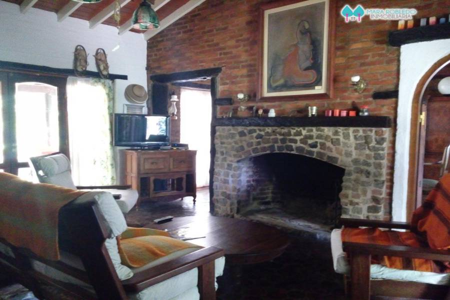 Carilo,Buenos Aires,Argentina,3 Bedrooms Bedrooms,2 BathroomsBathrooms,Casas,PELICANO,4496