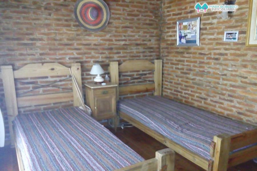 Carilo,Buenos Aires,Argentina,3 Bedrooms Bedrooms,2 BathroomsBathrooms,Casas,PELICANO,4496
