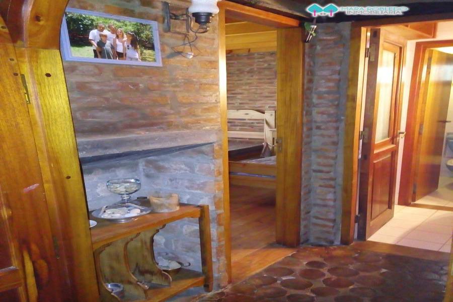 Carilo,Buenos Aires,Argentina,3 Bedrooms Bedrooms,2 BathroomsBathrooms,Casas,PELICANO,4496