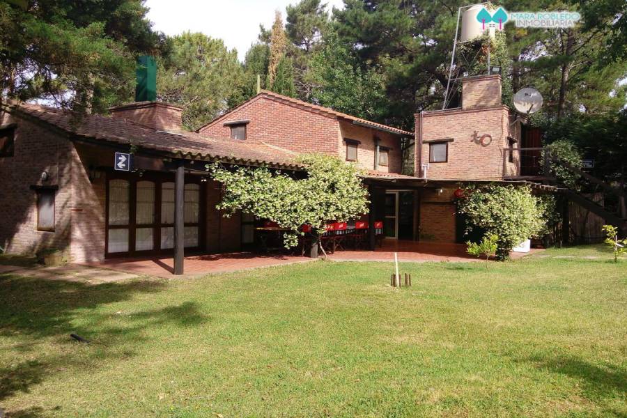 Carilo,Buenos Aires,Argentina,3 Bedrooms Bedrooms,2 BathroomsBathrooms,Casas,PELICANO,4496