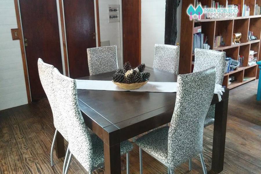 Carilo,Buenos Aires,Argentina,3 Bedrooms Bedrooms,2 BathroomsBathrooms,Casas,QUEBRACHO Y CHORLO,4497