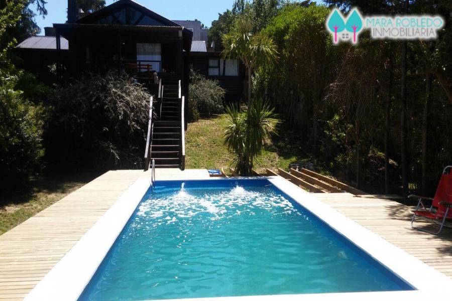 Carilo,Buenos Aires,Argentina,3 Bedrooms Bedrooms,2 BathroomsBathrooms,Casas,QUEBRACHO Y CHORLO,4497