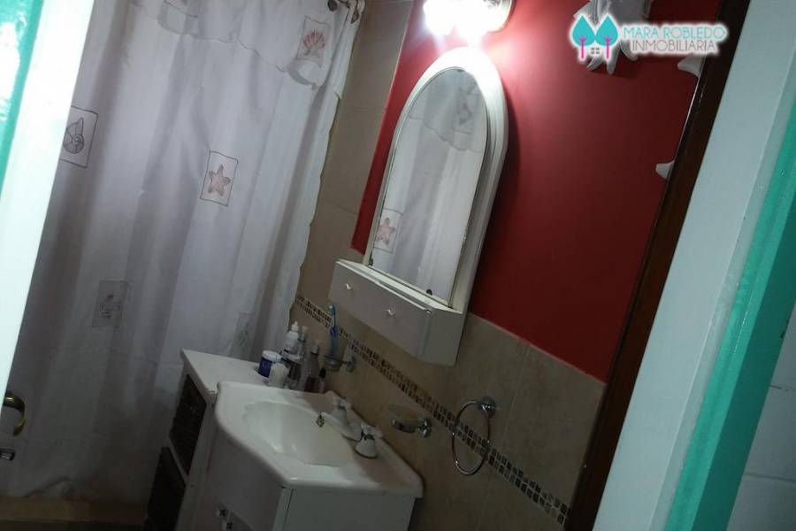 Carilo,Buenos Aires,Argentina,3 Bedrooms Bedrooms,2 BathroomsBathrooms,Casas,QUEBRACHO Y CHORLO,4497