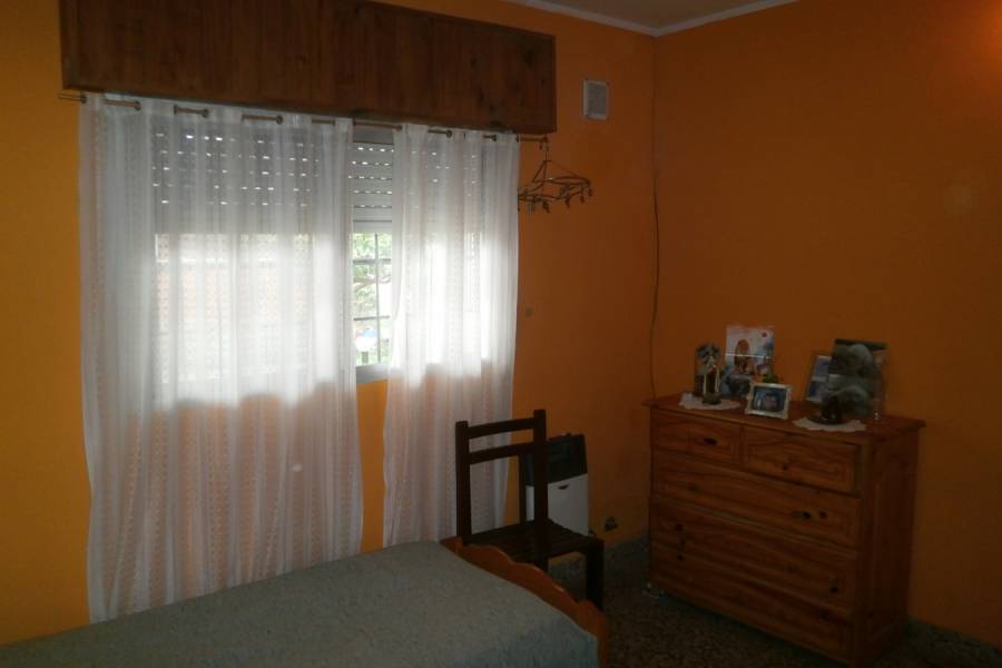 Santa Teresita,Buenos Aires,Argentina,3 Bedrooms Bedrooms,1 BañoBathrooms,Casas,36,40569