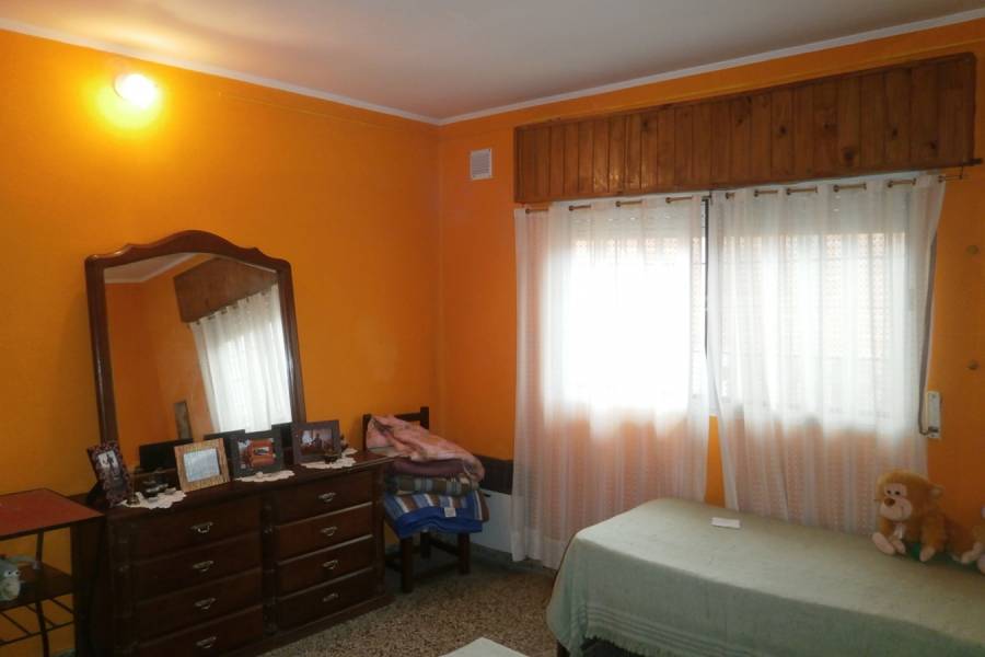 Santa Teresita,Buenos Aires,Argentina,3 Bedrooms Bedrooms,1 BañoBathrooms,Casas,36,40569