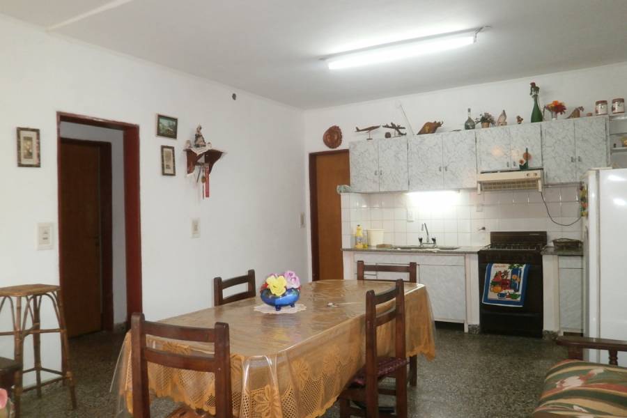 Santa Teresita,Buenos Aires,Argentina,3 Bedrooms Bedrooms,1 BañoBathrooms,Casas,36,40569