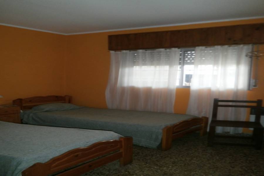 Santa Teresita,Buenos Aires,Argentina,3 Bedrooms Bedrooms,1 BañoBathrooms,Casas,36,40569
