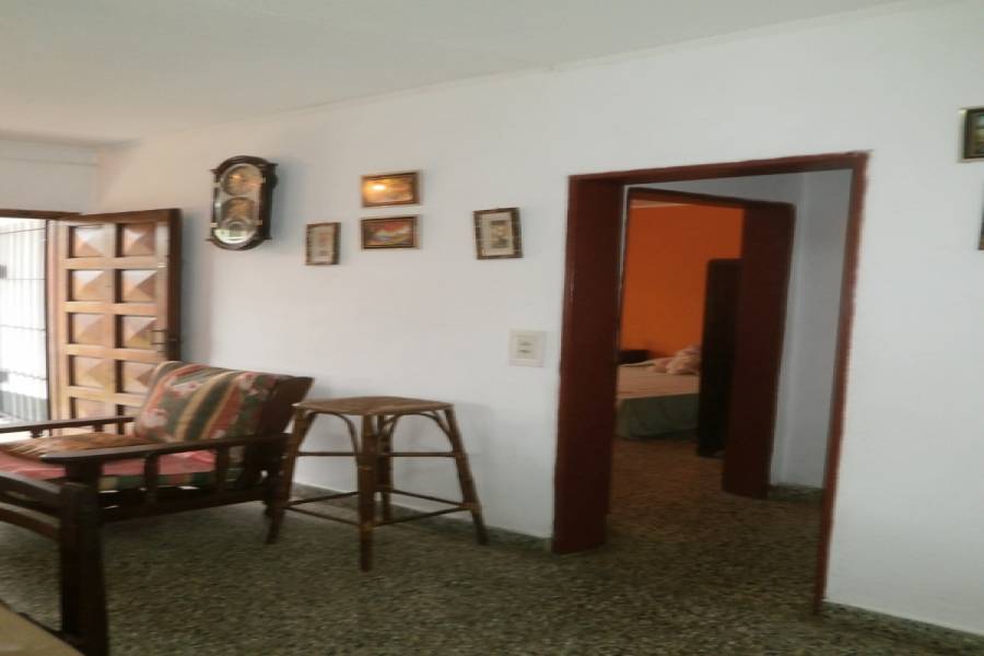 Santa Teresita,Buenos Aires,Argentina,3 Bedrooms Bedrooms,1 BañoBathrooms,Casas,36,40569