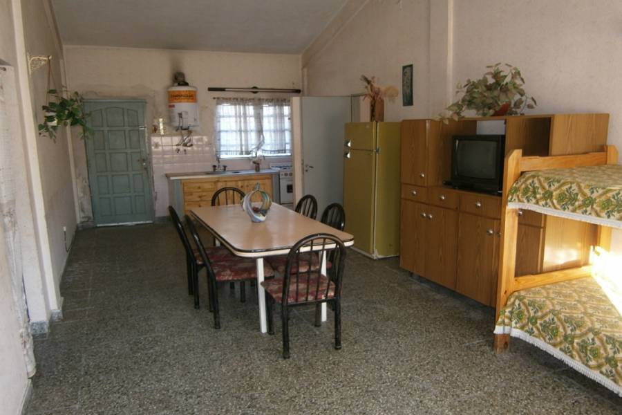 Santa Teresita,Buenos Aires,Argentina,2 Bedrooms Bedrooms,1 BañoBathrooms,Casas,DIAGONAL 20,40581