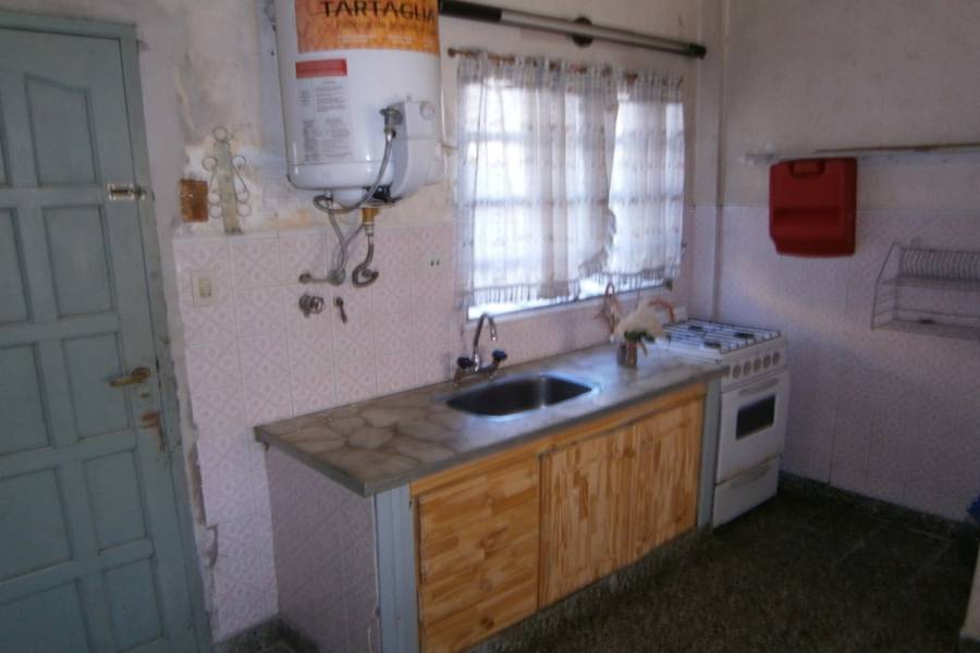Santa Teresita,Buenos Aires,Argentina,2 Bedrooms Bedrooms,1 BañoBathrooms,Casas,DIAGONAL 20,40581
