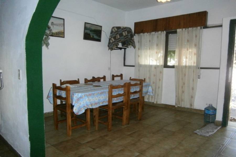 Santa Teresita,Buenos Aires,Argentina,2 Bedrooms Bedrooms,2 BathroomsBathrooms,Casas,50,40587