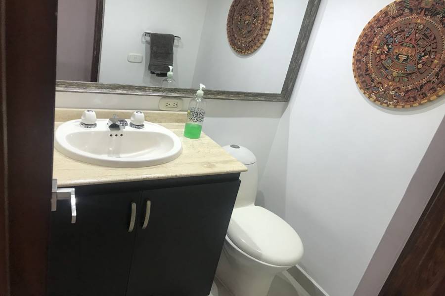 Medellin,Antioquia,Colombia,4 Bedrooms Bedrooms,4 BathroomsBathrooms,Apartamentos,40596