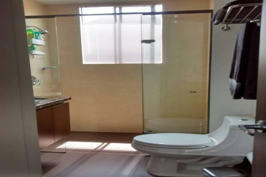 Medellin,Antioquia,Colombia,4 Bedrooms Bedrooms,5 BathroomsBathrooms,Apartamentos,40599