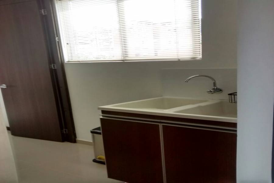 Medellin,Antioquia,Colombia,4 Bedrooms Bedrooms,5 BathroomsBathrooms,Apartamentos,40599