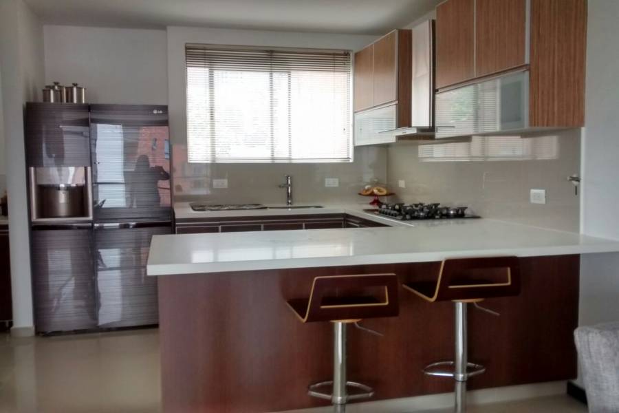 Medellin,Antioquia,Colombia,4 Bedrooms Bedrooms,5 BathroomsBathrooms,Apartamentos,40599