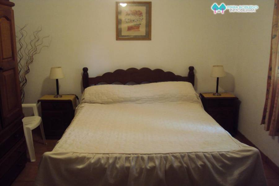 Valeria del Mar,Buenos Aires,Argentina,3 Bedrooms Bedrooms,2 BathroomsBathrooms,Casas,BELFAST,4503