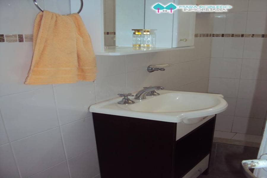 Valeria del Mar,Buenos Aires,Argentina,2 Bedrooms Bedrooms,1 BañoBathrooms,Casas,BELFAST,4504