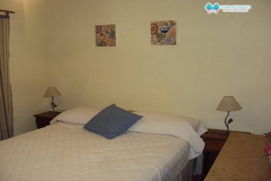 Valeria del Mar,Buenos Aires,Argentina,2 Bedrooms Bedrooms,1 BañoBathrooms,Casas,BELFAST,4504