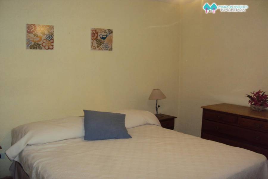 Valeria del Mar,Buenos Aires,Argentina,2 Bedrooms Bedrooms,1 BañoBathrooms,Casas,BELFAST,4504