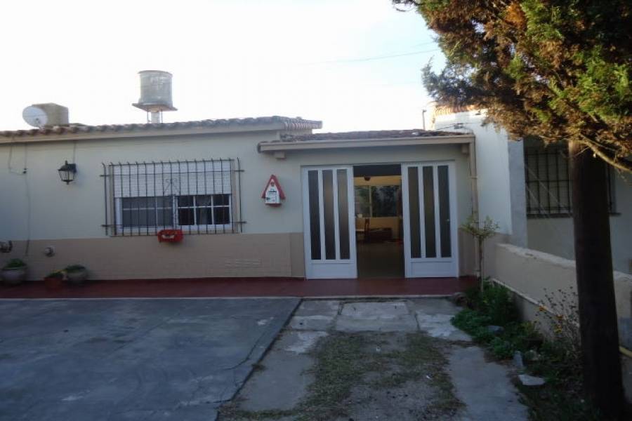 Mar del Tuyu,Buenos Aires,Argentina,2 Bedrooms Bedrooms,2 BathroomsBathrooms,Casas,56,40634