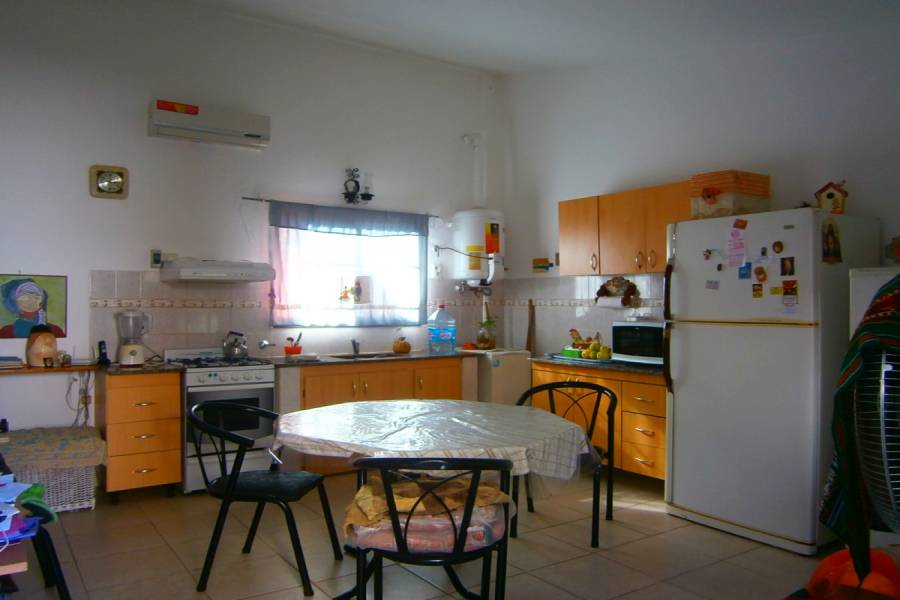 Mar del Tuyu,Buenos Aires,Argentina,2 Bedrooms Bedrooms,2 BathroomsBathrooms,Casas,56,40634