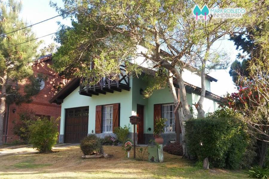 Valeria del Mar,Buenos Aires,Argentina,4 Bedrooms Bedrooms,2 BathroomsBathrooms,Casas,DRUMOND,4506