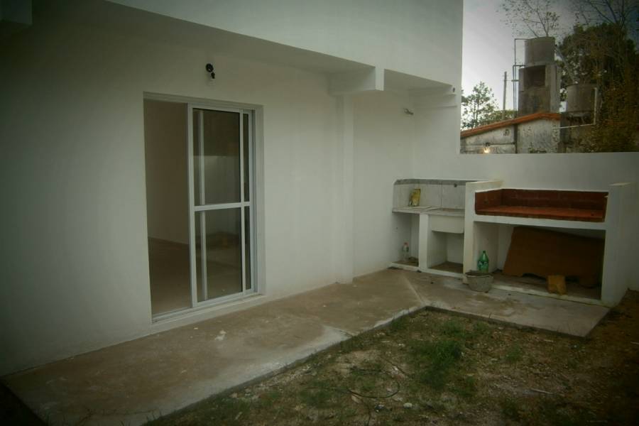 Mar del Tuyu,Buenos Aires,Argentina,2 Bedrooms Bedrooms,2 BathroomsBathrooms,Duplex-Triplex,6,40642