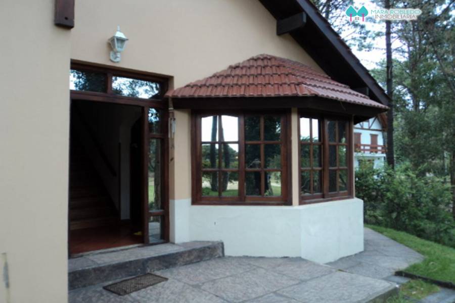 Valeria del Mar,Buenos Aires,Argentina,4 Bedrooms Bedrooms,3 BathroomsBathrooms,Casas,PINZON,4509