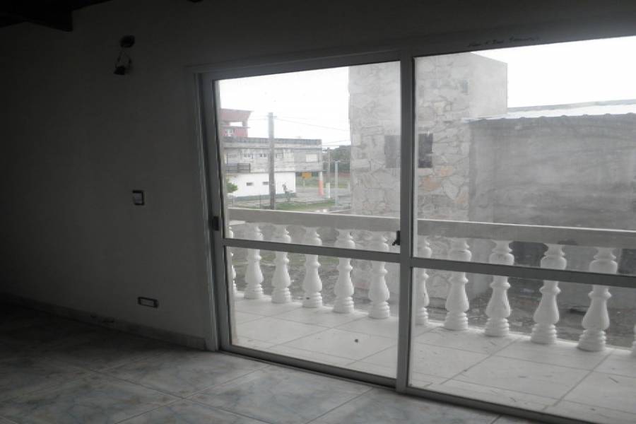 Las Toninas,Buenos Aires,Argentina,2 Bedrooms Bedrooms,2 BathroomsBathrooms,Duplex-Triplex,22,40676