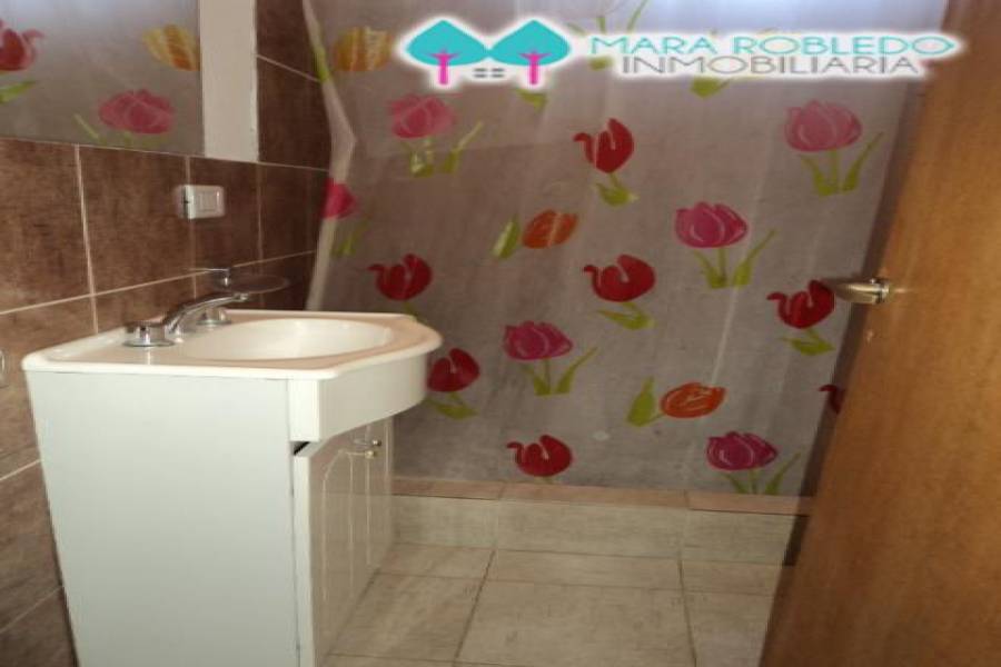 Valeria del Mar,Buenos Aires,Argentina,2 Bedrooms Bedrooms,2 BathroomsBathrooms,Duplex-Triplex,LOS JUNCALES,SEAVER,4511