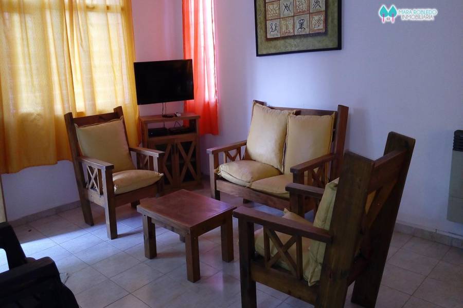 Valeria del Mar,Buenos Aires,Argentina,2 Bedrooms Bedrooms,2 BathroomsBathrooms,Duplex-Triplex,LOS JUNCALES,SEAVER,4511